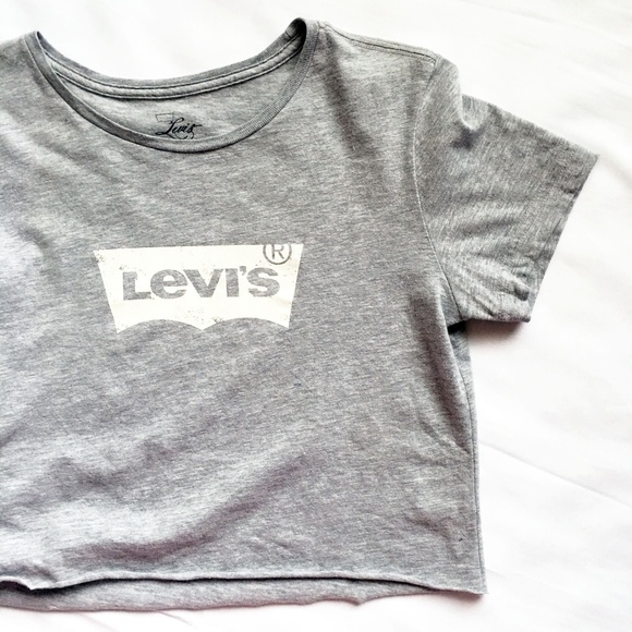 levis crop top white